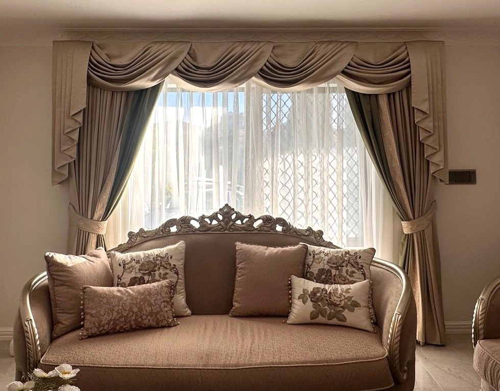 swag and tails Perth