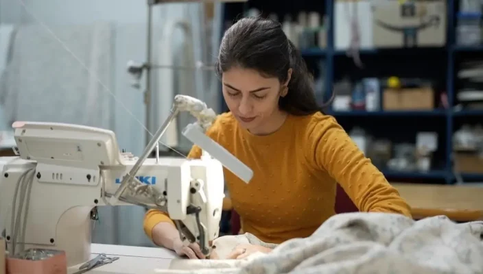 curtain maker curtain maker